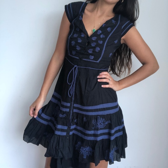 Free People Dresses & Skirts - Free People Black Purple Embroidered Peasant Dress